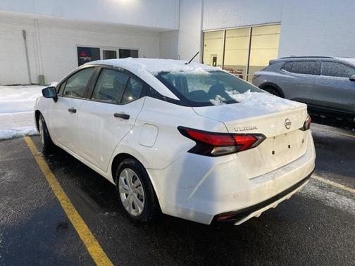 2023 Nissan Versa 1.6 S