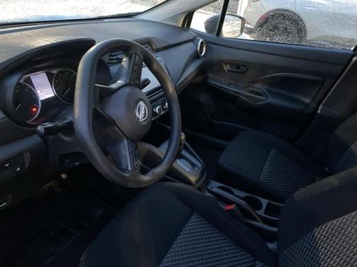 2023 Nissan Versa 1.6 S