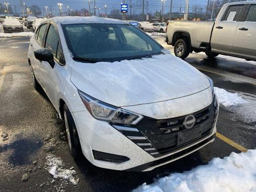 2023 Nissan Versa 1.6 S