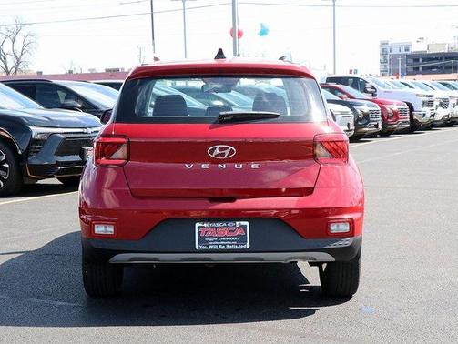 2022 Hyundai VENUE Limited