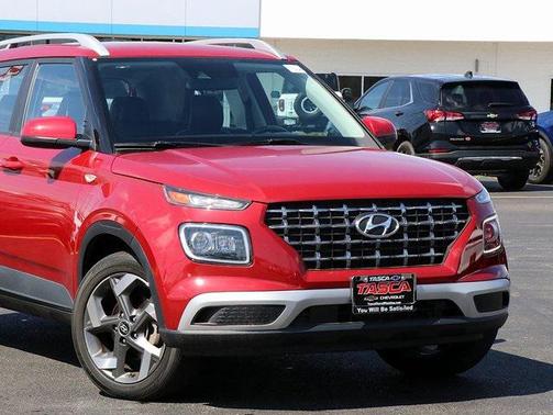 2022 Hyundai VENUE Limited