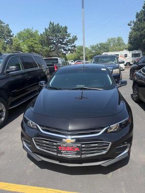 Mosaic Black Metallic 2018 Chevrolet Malibu LT