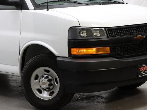 2025 Chevrolet Express 3500 RWD 3500 Extended Wheelbase WT