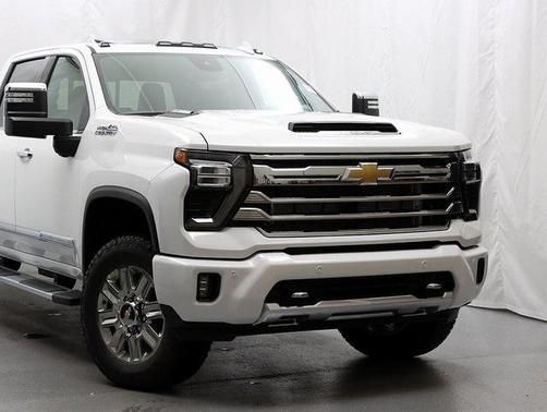 2025 Chevrolet Silverado 2500 High Country