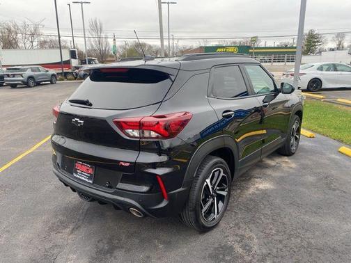 Mosaic Black Metallic 2023 Chevrolet Trailblazer RS