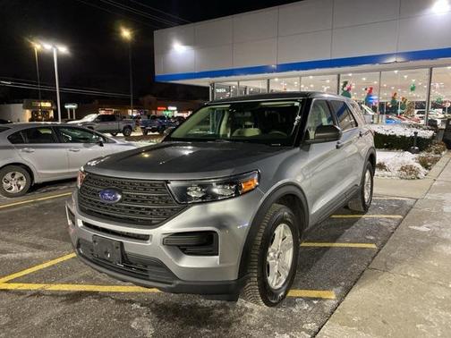 2023 Ford Explorer Base