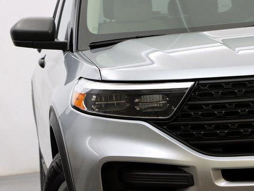 2023 Ford Explorer Base