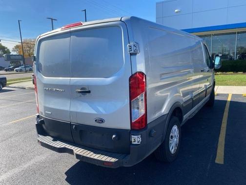 2018 Ford Transit-250 Base