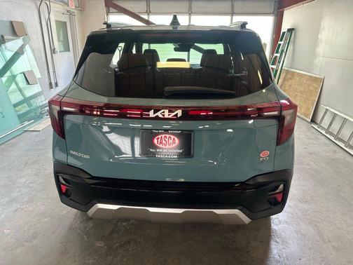 Pluton Blue/Black Roof 2024 Kia Seltos SX Turbo