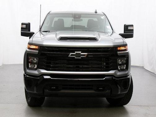 2025 Chevrolet Silverado 2500 Custom