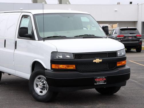 Summit White 2026 Chevrolet Express 2500 Work Van