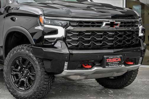 Black 2026 Chevrolet Silverado 1500 ZR2