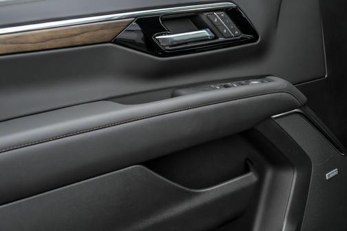 Sterling Gray Metallic 2026 Chevrolet Suburban High Country, 4WD