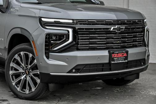 Sterling Gray Metallic 2026 Chevrolet Suburban High Country, 4WD
