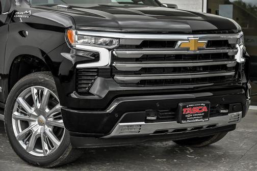 Black 2026 Chevrolet Silverado 1500 High Country