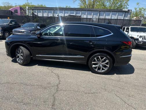 Majestic Black Pearl 2023 Acura MDX Technology Package