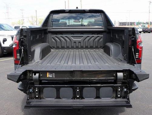 2025 Chevrolet Silverado EV LT
