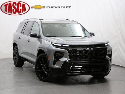 Sterling Gray Metallic 2024 Chevrolet Traverse RS