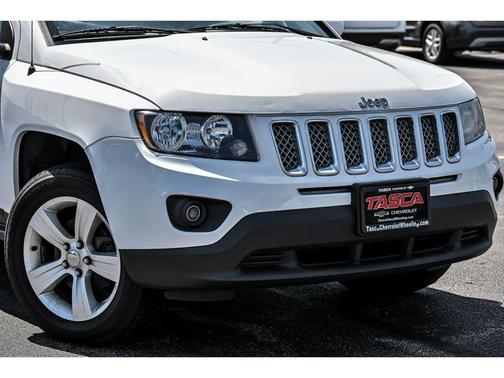 Bright White Clearcoat 2014 Jeep Compass Latitude