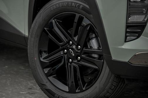 Cacti Green 2026 Chevrolet Trax FWD ACTIV