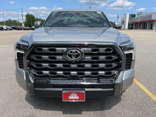 2025 Toyota Tundra Platinum