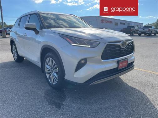 2025 Toyota Highlander Hybrid Platinum