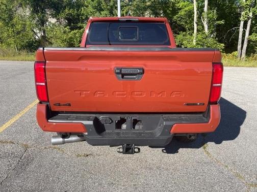 2025 Toyota Tacoma Hybrid TRD Off Road