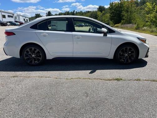 2025 Toyota Corolla Hybrid SE
