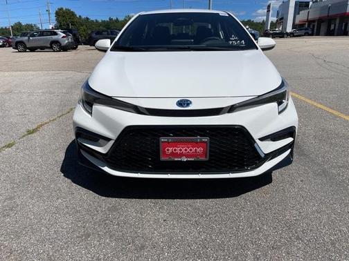 2025 Toyota Corolla Hybrid SE