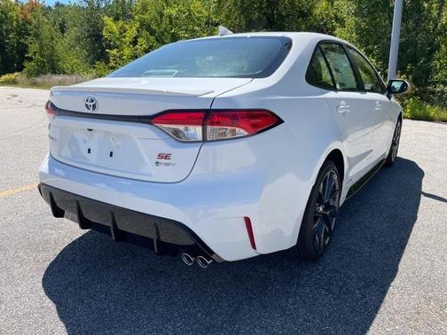 2025 Toyota Corolla Hybrid SE