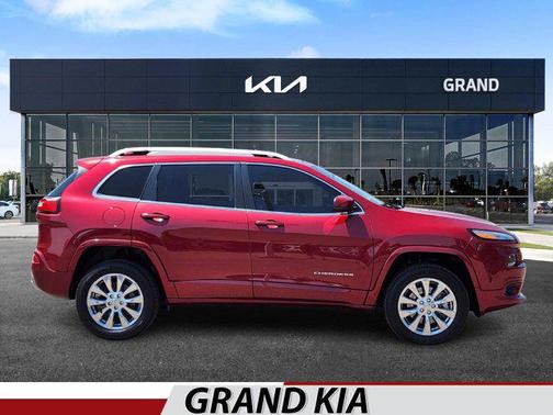 2016 Jeep Cherokee Overland