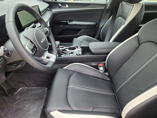 Snow White Pearl 2026 Kia K5 GT-Line AWD