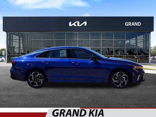 2025 Kia K5 GT-Line