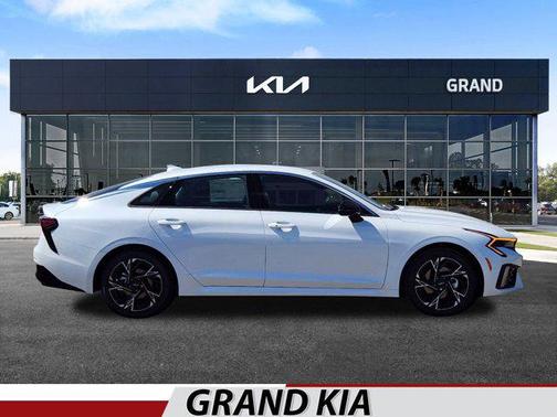 2025 Kia K5 GT-Line
