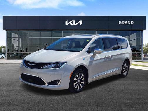 2020 Chrysler Pacifica Hybrid Limited