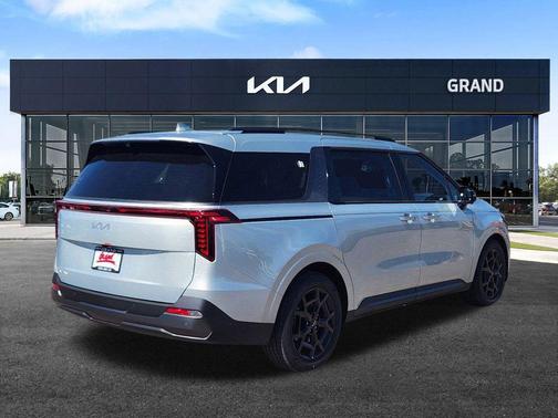 2025 Kia Carnival SX Prestige