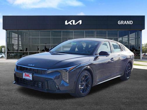 2025 Kia K4 GT-Line Turbo