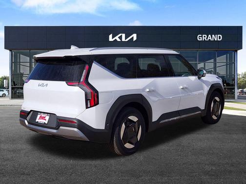 2026 Kia EV9 Wind