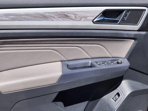 2021 Volkswagen Atlas Cross Sport 3.6L V6 SE w/Technology