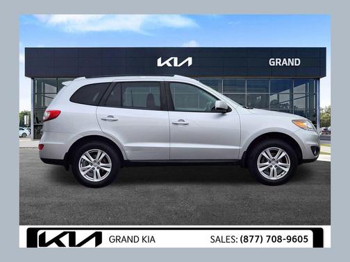 2012 Hyundai SANTA FE SE