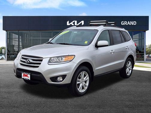 2012 Hyundai SANTA FE SE