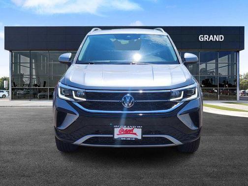 2024 Volkswagen Taos 1.5T SEL