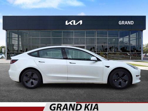 2023 Tesla Model 3 Long Range