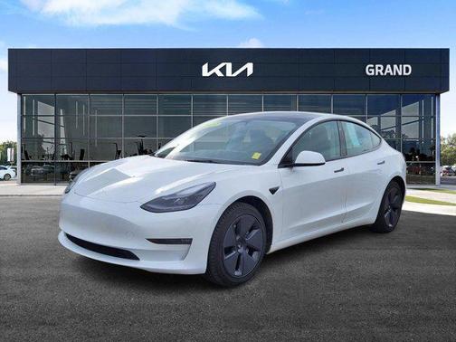 2023 Tesla Model 3 Long Range