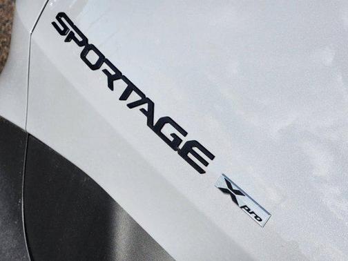 2025 Kia Sportage S