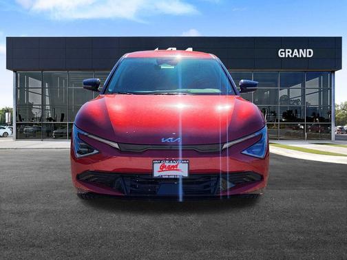 2025 Kia EV6 Wind
