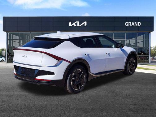 2025 Kia EV6 Wind
