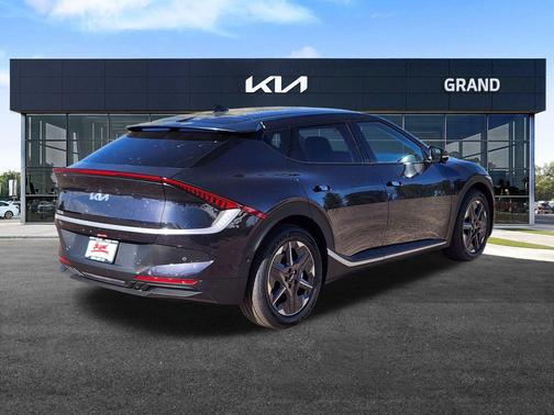 2025 Kia EV6 Light Long Range