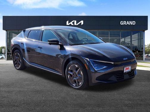 2025 Kia EV6 Light Long Range
