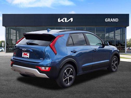 2025 Kia Niro EX